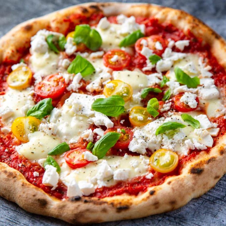 2.5 Chicken Pizza
